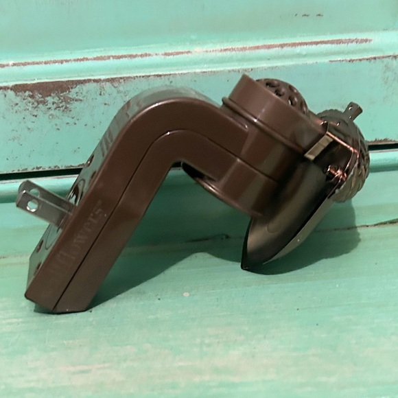 Bath and Body Works Fall Autumn Acorn Wallflower Plug - Picture 4 of 10